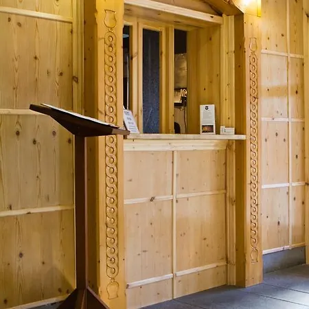 Bily Konicek 3* トレボン