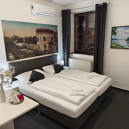 Hotel Bily Konicek 3*